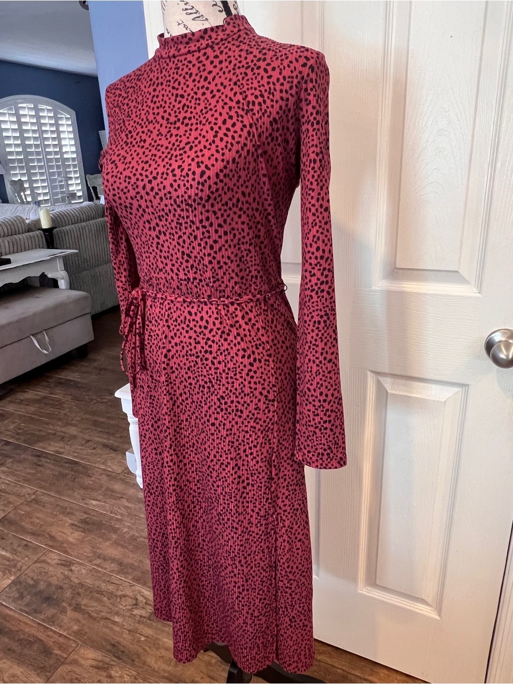 Velvet Torch dusty rose Cheetah Dalmatian Print Long Sleeve Ribbed Dress Small